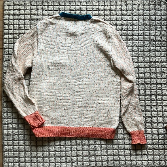 Men’s Handknit Cotton Sweater - Picture 7 of 9